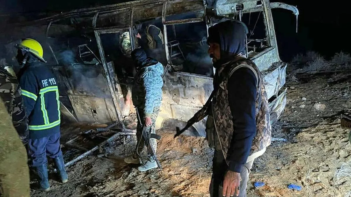 Phục kích tấn công xe buýt ở Syria, ít nhất 28 người thiệt mạng 1