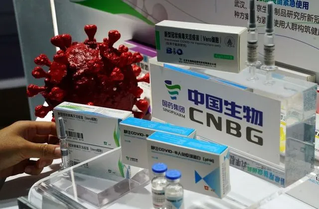 Trung Quốc lần đầu tiên cấp phép sử dụng rộng rãi vắc-xin ngừa Covid-19 của Sinopharm