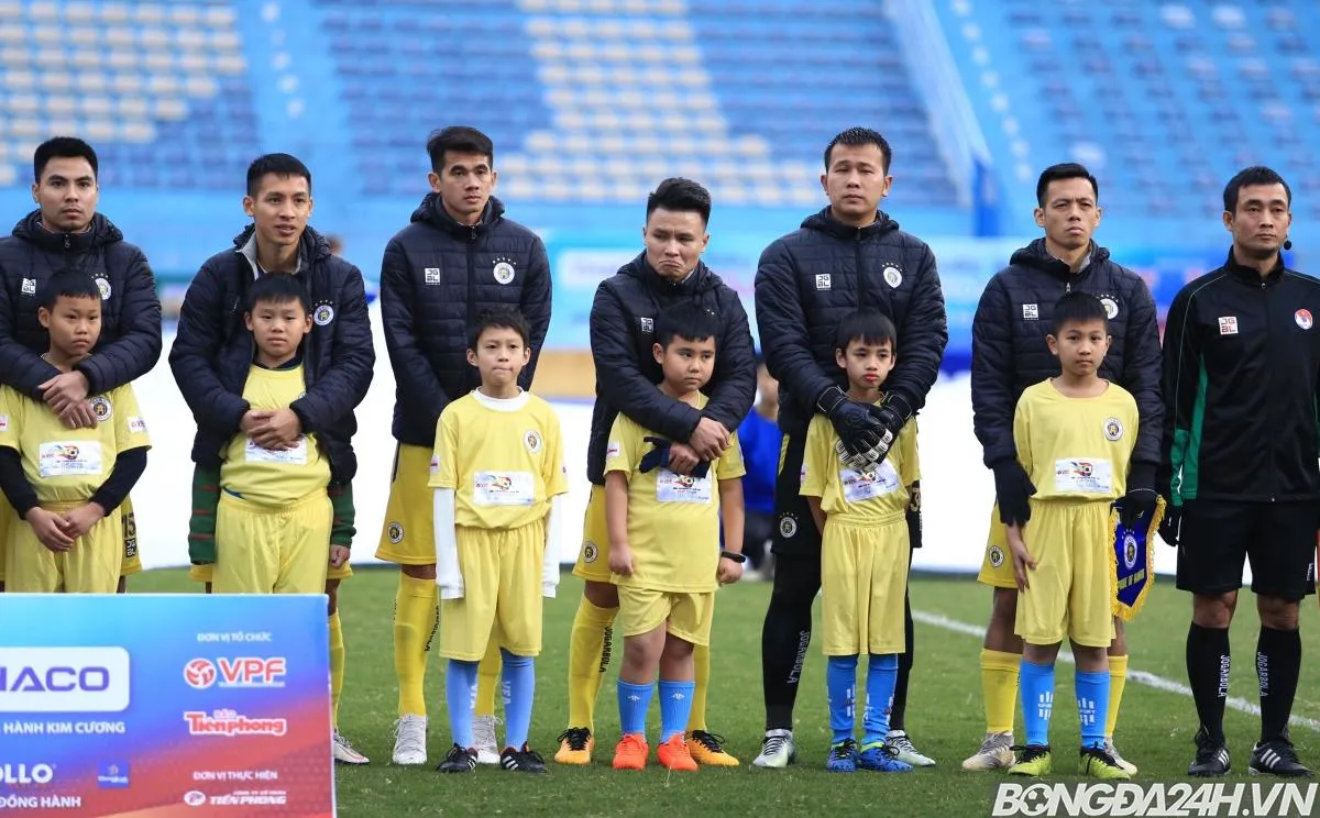 BTC Siêu cúp quốc gia lên tiếng sau sự cố trang phục của một số cầu thủ nhí