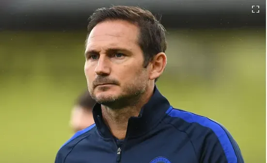 William Gallas lo sợ Chelsea sa thải Frank Lampard