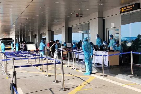 Hải Phòng lập 08 chốt kiểm soát dịch bệnh - Quảng Ninh tạm dừng hoạt động sân bay Vân Đồn, phong tỏa 47 hộ dân 3