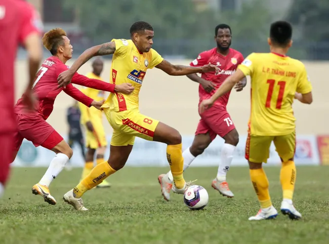 Vượt qua Nam Định, CLB Thanh Hóa thắng trận đầu tiên tại V-League 2021 2