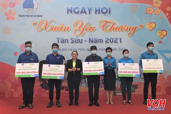 Ngày hội “Xuân yêu thương” lần 8 năm 2021 2