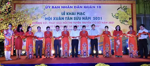 Quận 10 tổ chức Hội xuân Tân Sửu 2021 và Triển lãm ảnh “Từ Đại hội đến Đại hội” 1