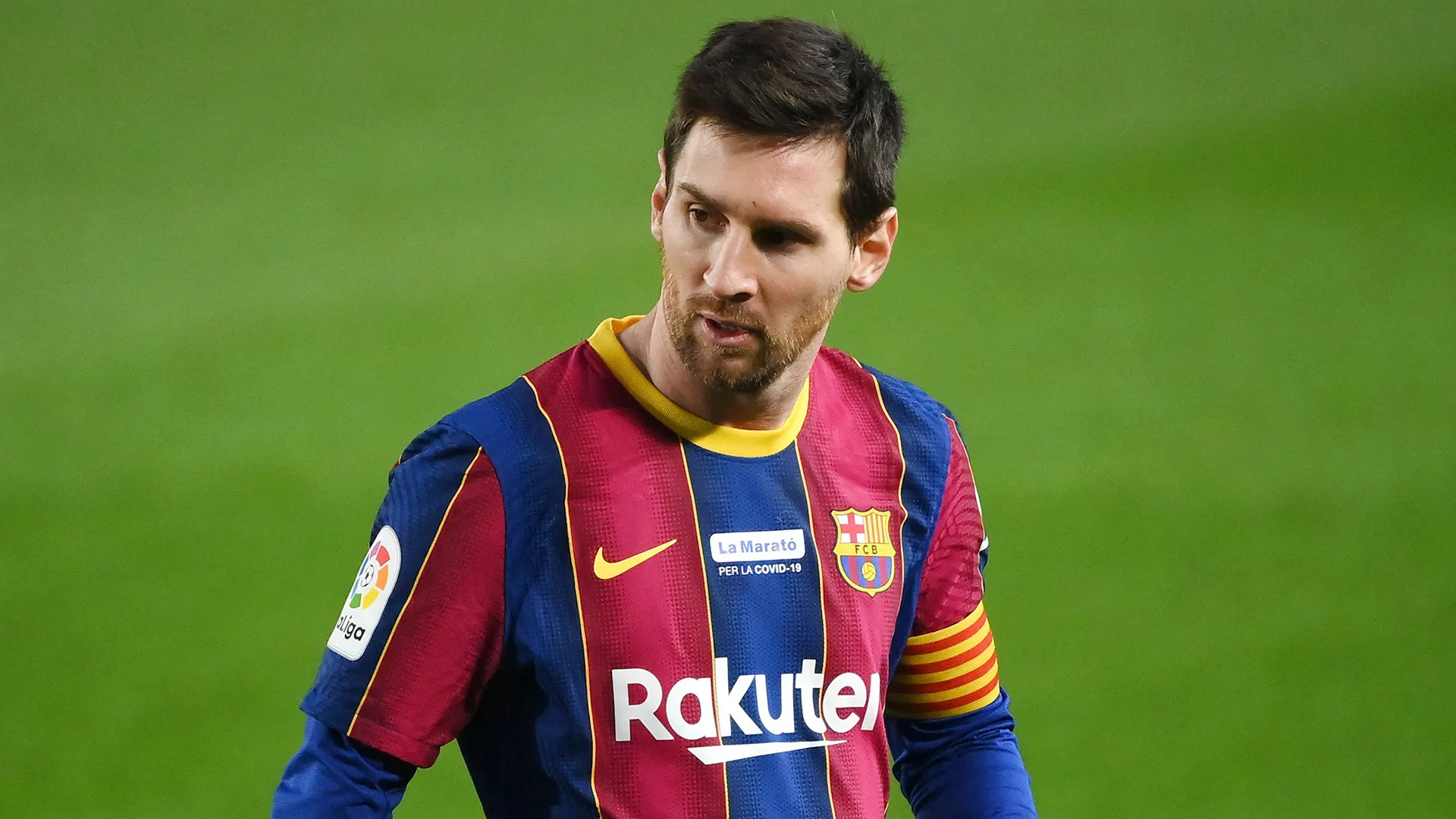 HLV Barca lên tiếng về tương lai Lionel Messi