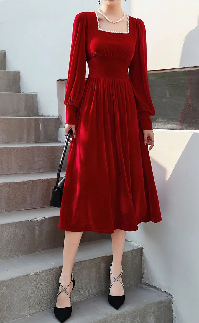 10 mẫu váy đỏ xinh sang hết ý và đáng sắm nhất dịp Tết này 43