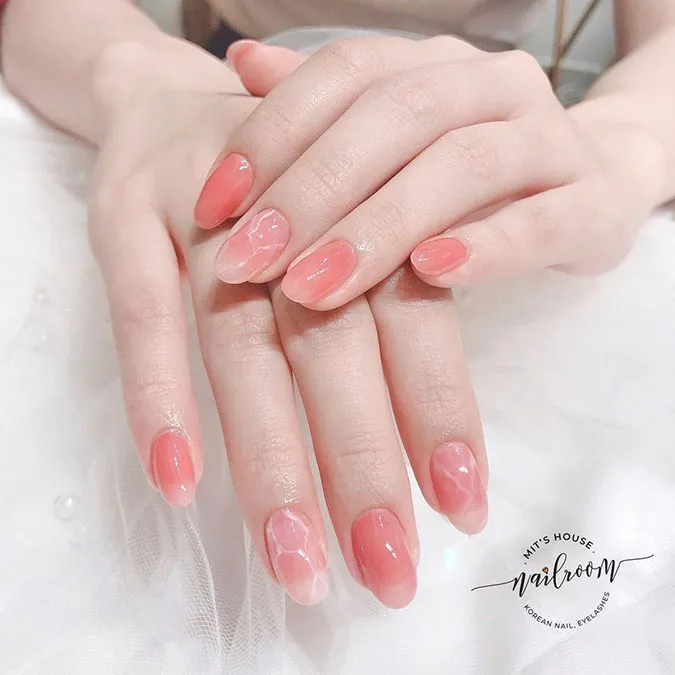 Những mẫu nail Tết đẹp giúp bàn tay thêm xinh xắn, ‘chanh sả’ 4
