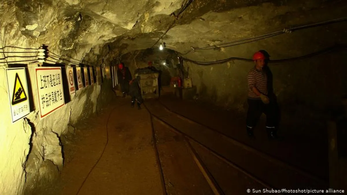 Cháy mỏ vàng ở Trung Quốc, ít nhất 2 người thiệt mạng