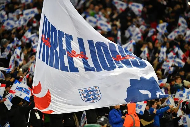 Ngoại hạng Anh sắp đón khán giả trở lại