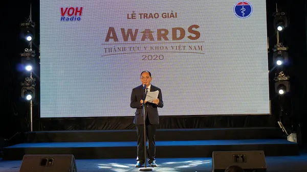 Lễ trao giải Thành tựu Y khoa Việt Nam năm 2020 5