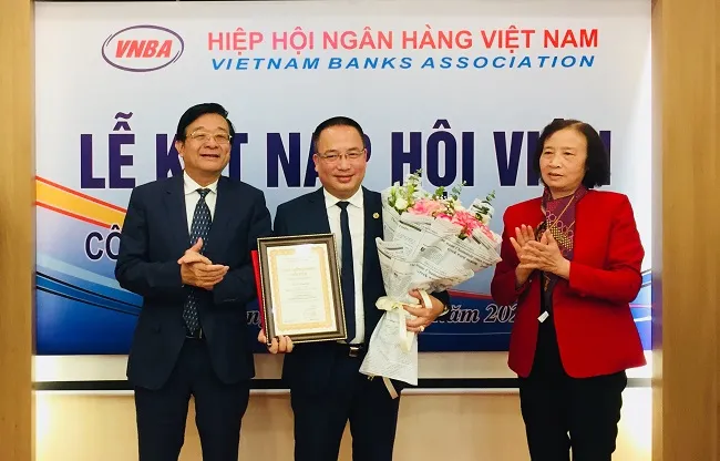 HD SAISON trở thành hội viên Hiệp hội Ngân hàng Việt Nam 1