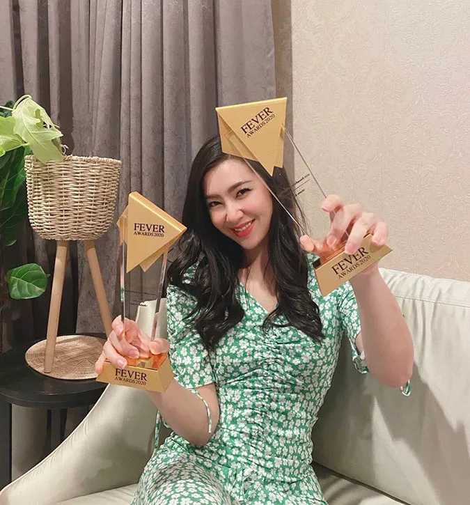 Bella Ranee và dàn sao dành chiến thắng tại Fever Awards 2020 Thái Lan 2