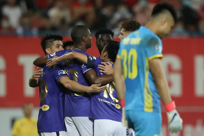 Hà Nội FC giành chiến thắng đầu tiên tại V-League 2021 8