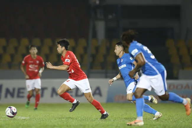 Lee Nguyễn buồn bã khi tịt ngòi trận thứ hai liên tiếp tại V-League 2