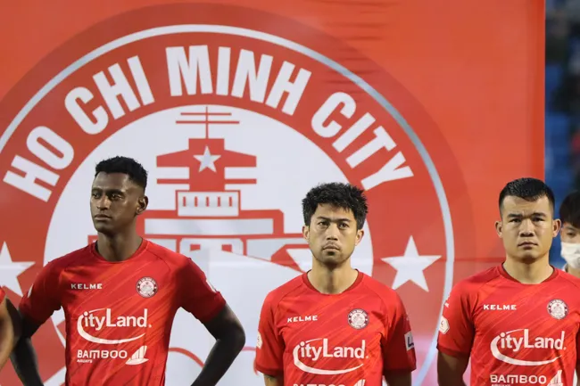 Lee Nguyễn buồn bã khi tịt ngòi trận thứ hai liên tiếp tại V-League 1