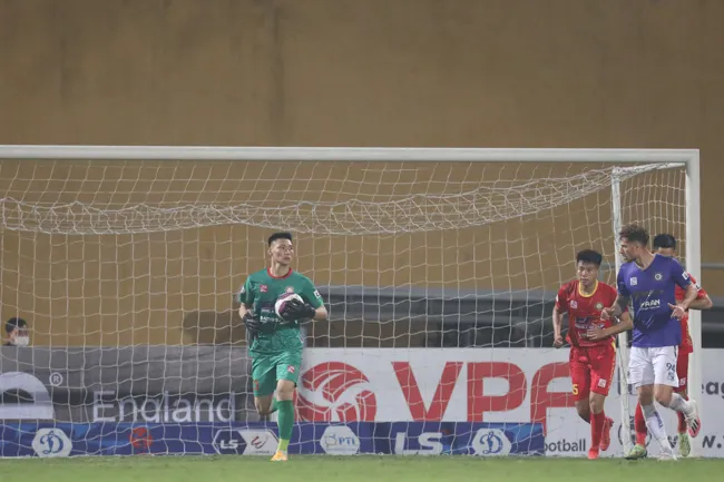 Hà Nội FC thắng trận thứ hai liên tiếp sau quãng nghỉ 6