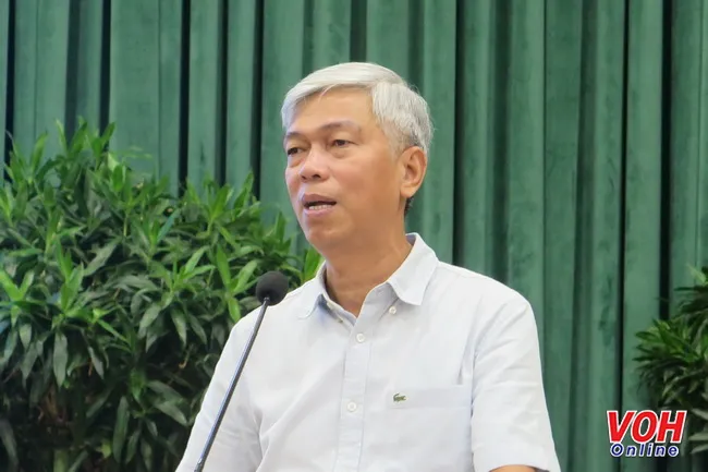 Phó Chủ tịch UBNDTPHCM Võ Văn Hoan phát biểu tại hội nghị