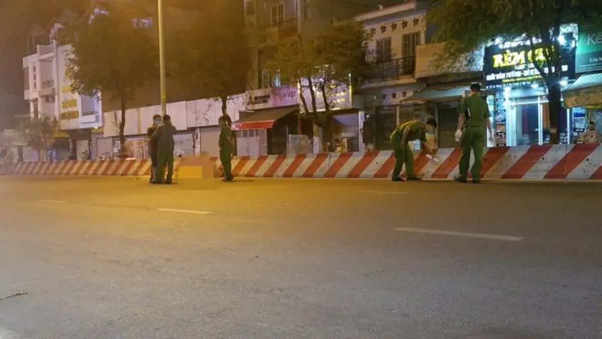 Tin tức tai nạn giao thông hôm nay 22/3/2021: Thanh niên tông vào dải phân cách thiệt mạng ở Tân Phú 1