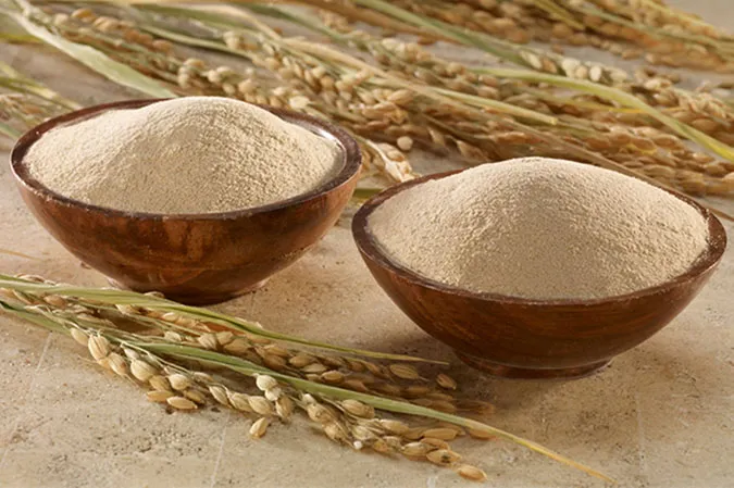 Cách đắp mặt nạ cám gạo giúp da sạch mụn và ‘lên tông’ thấy rõ 1
