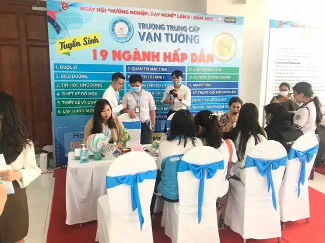 Khai mạc ngày hội hướng nghiệp dạy nghề lần 9 năm 2021 2