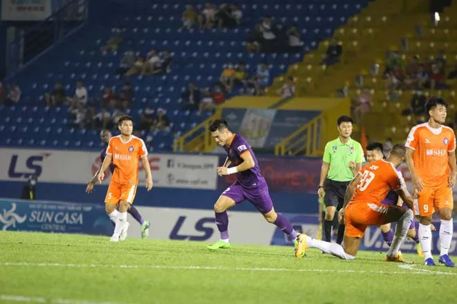 HAGL đá bại Hà Nội - Bình Dương thắng tối thiểu Đà Nẵng - TPHCM thua ngược Nam Định