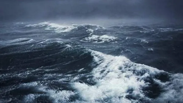 Siêu bão SURIGAE ít có khả năng ảnh hưởng đến đất liền nước ta 1