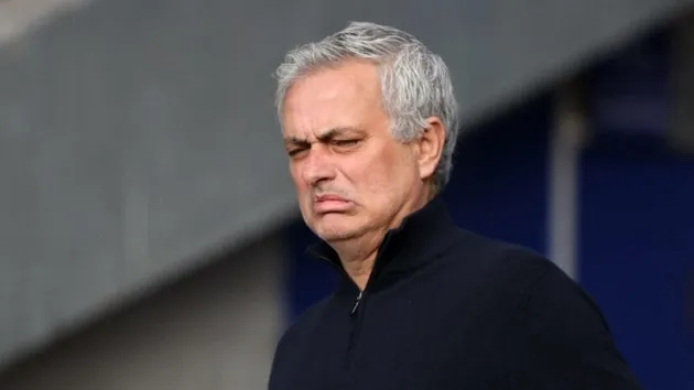 Mourinho bị Tottenham sa thải