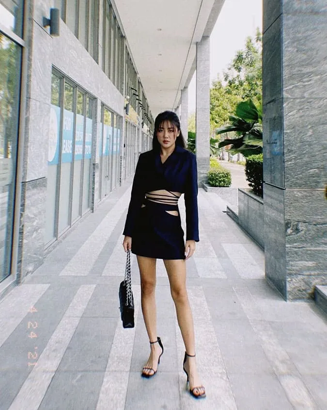 Street style sao Việt tuần qua: mỹ nhân Việt đọ độ sexy với trang phục mát mẻ 8