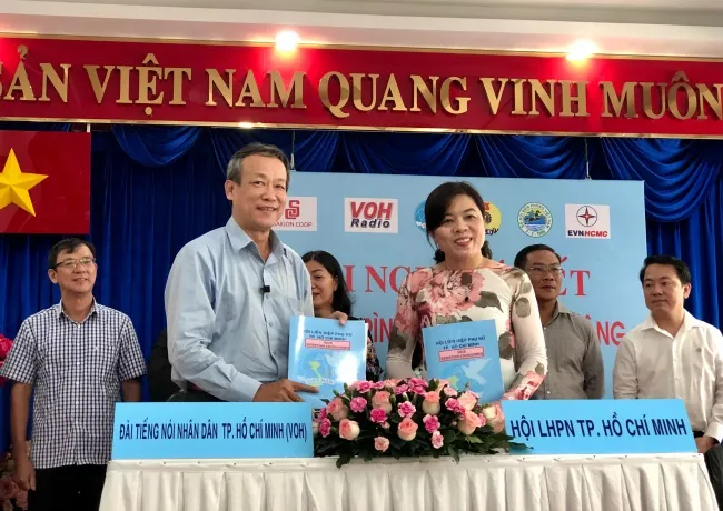 Nhiều kết quả tích cực từ hợp tác giữa Hội LHPN Thành phố và VOH