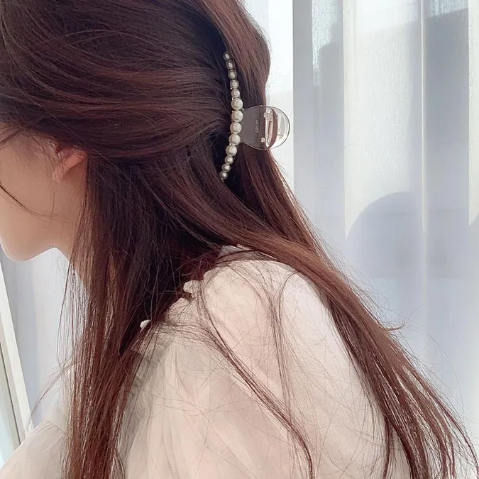 Kẹp tóc dài Hàn Quốc ‘xinh ngất’ và cách tạo kiểu tóc thanh lịch, trendy 6