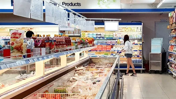 Giá cả thị trường hôm nay 30/4/2021: Khuyến mãi tại các siêu thị 1