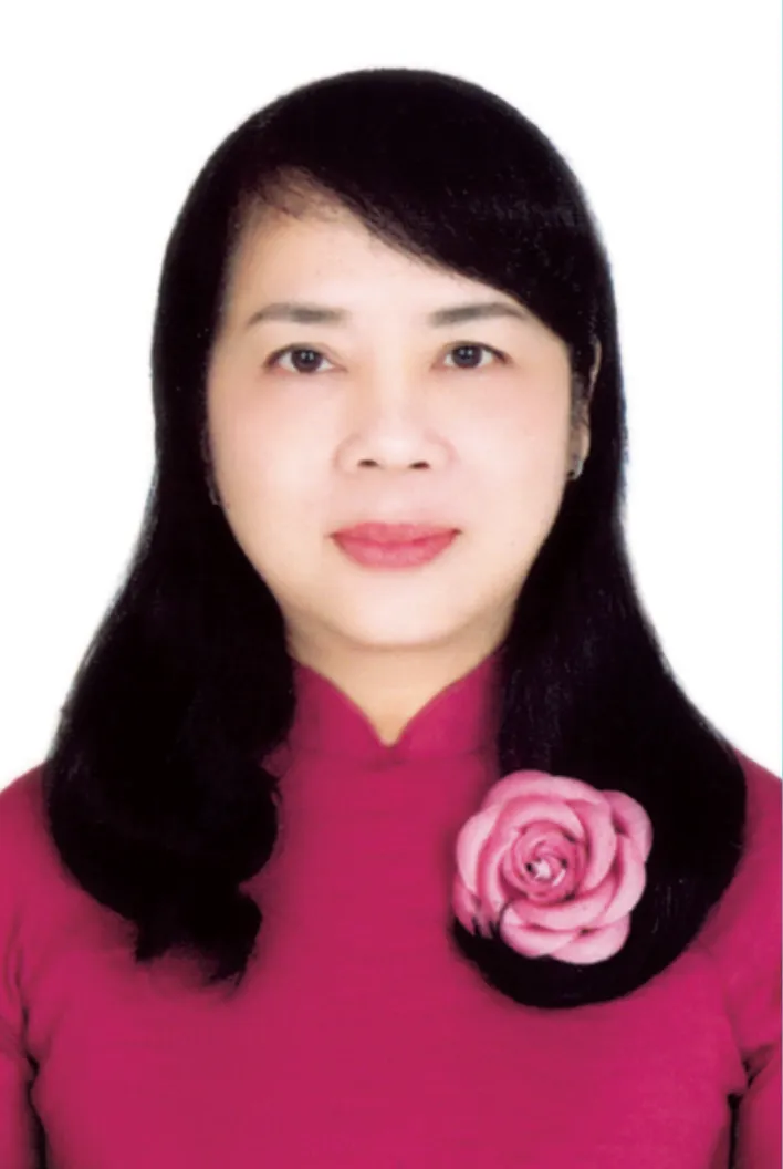 Bà TRẦN KIM YẾN  - Ủy viên Ban Thường vụ Thành ủy Thành phố Hồ Chí Minh, khóa XI; Bí thư Quận ủy Quận 1  - Cử nhân Luật, Thạc sĩ Luật  - Đại biểu Quốc hội khóa XIV (nhiệm kỳ 2016 - 2021)