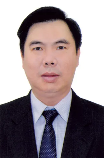 Ông TĂNG PHƯỚC LỘC  - Phó Trưởng ban Dân tộc Thành phố Hồ Chí Minh  - Cử nhân Kinh tế học, Cử nhân Luật học  - Đại biểu Hội đồng nhân dân Quận 6 nhiệm kỳ 2004 - 2009