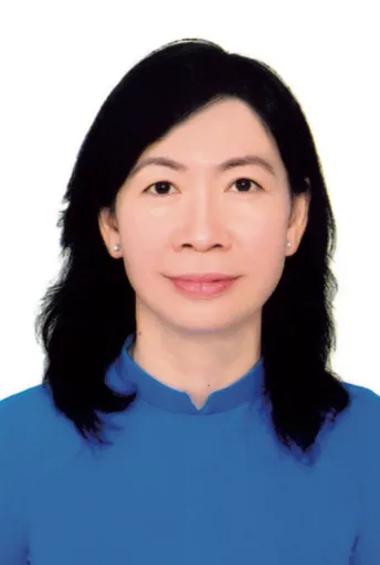 Bà PHAN THỊ THANH PHƯƠNG  - Ủy viên Ban Thường vụ Trung ương Đoàn, Phó Chủ tịch Hội Sinh viên Việt Nam, Ủy viên Ban chấp hành Đảng bộ Thành phố Hồ Chí Minh, Bí thư Thành Đoàn Thành phố Hồ Chí Minh, Chủ tịch Hội Sinh viên Việt Nam Thành phố Hồ Chí Minh, Ủy viên Ủy ban Mặt trận Tổ quốc Việt Nam Thành phố Hồ Chí Minh  - Thạc sĩ Khoa học Chính trị, Cử nhân Chính trị học, Cử nhân Sinh học