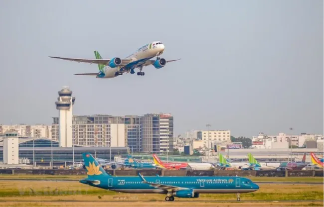 Cục Hàng không Việt Nam yêu cầu hoàn phí dịch vụ cảng khi hành khách huỷ chuyến 1