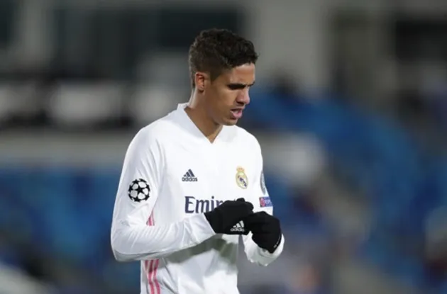 MU được khuyên không nên mua Varane