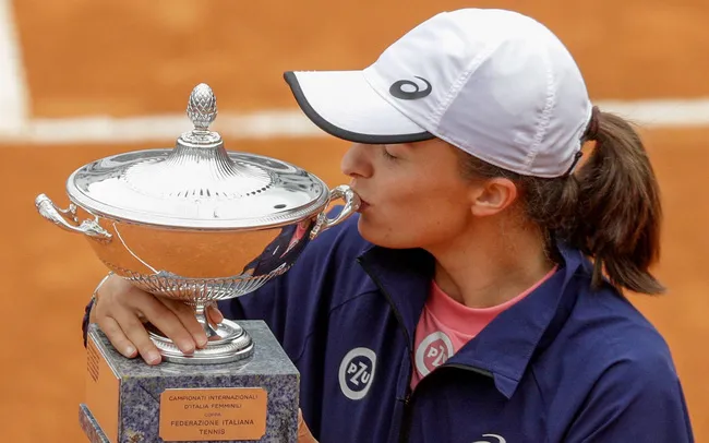 Rome Masters 2021: Đánh bại Djokovic, Nadal lần thứ 10 lên ngôi vô địch - Swiatek có danh hiệu Masters 1000 đầu tiên