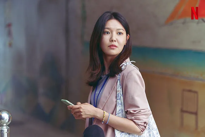 Move To Heaven review: Phim mới của Lee Je Hoon có gì đặc biệt? 16