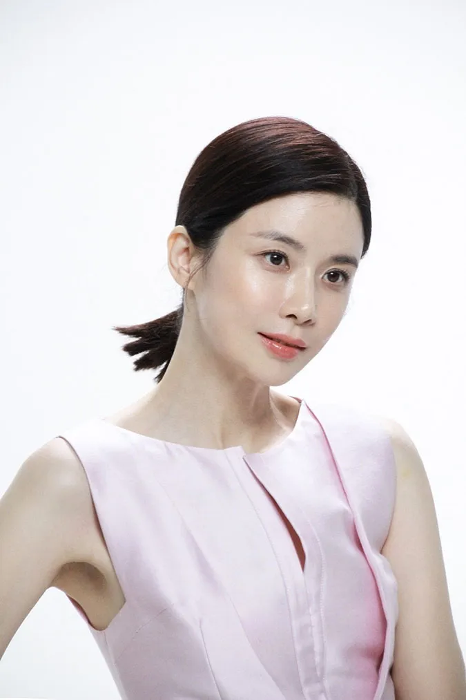 Lee Bo Young profile: Biết từ a-z về 'chị đại' trong làng giải trí Hàn 13