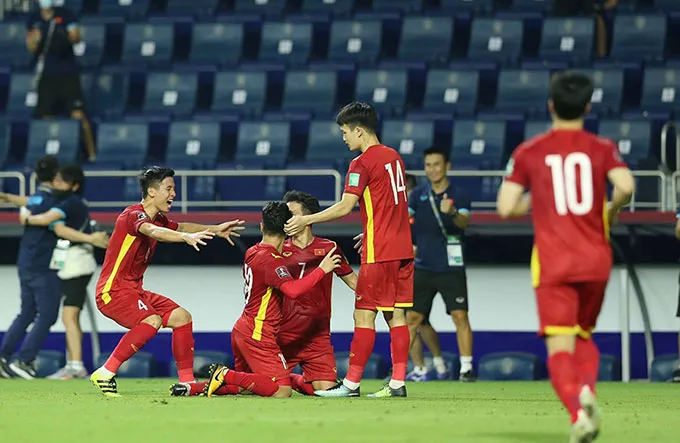 Kết quả vòng loại World Cup 2022: Việt Nam hủy diệt Indonesia - Thái Lan mộng sau trận thua UAE