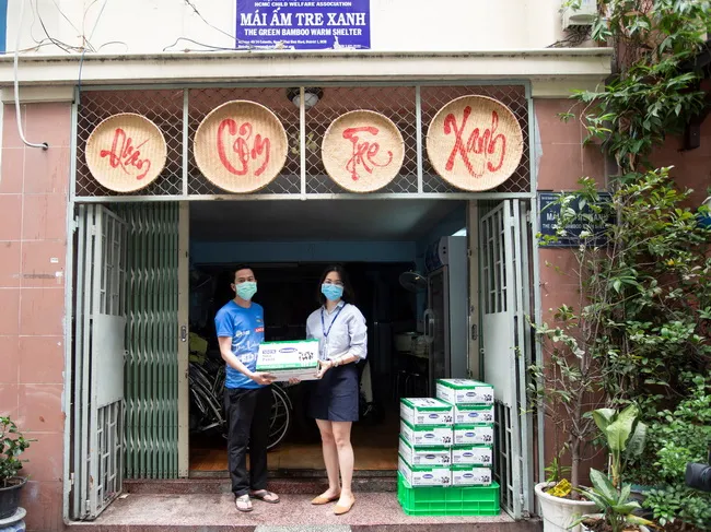 [GỞI THI] Vinamilk & Quỹ sữa Vươn cao Việt Nam 2021 trao tặng 1,7 triệu ly sữa hỗ trợ trẻ em 4