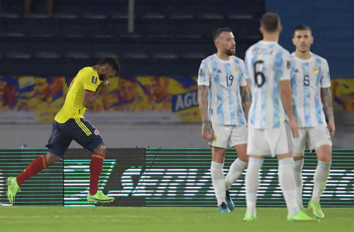 Diễn biến chính trận Colombia vs Argentina - Vòng loại World Cup 2022