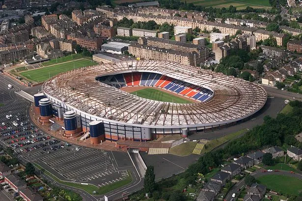  Hampden Park 