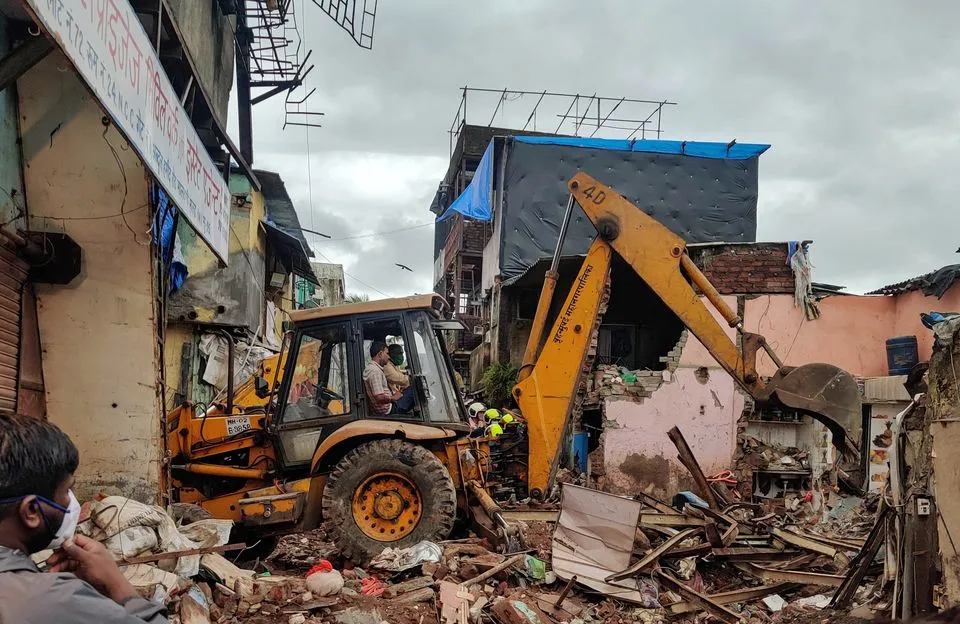Ấn Độ: Khẩn trương tìm kiếm người sống sót sau vụ sập nhà ở Mumbai 