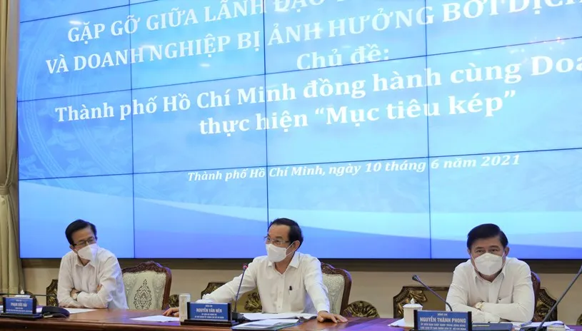 Bí thư Thành ủy TP Nguyễn Văn Nên; Chủ tịch UBND TP Nguyễn Thành Phong; Phó Chủ tịch Thường trực HĐND TP Phạm Đức Hải 