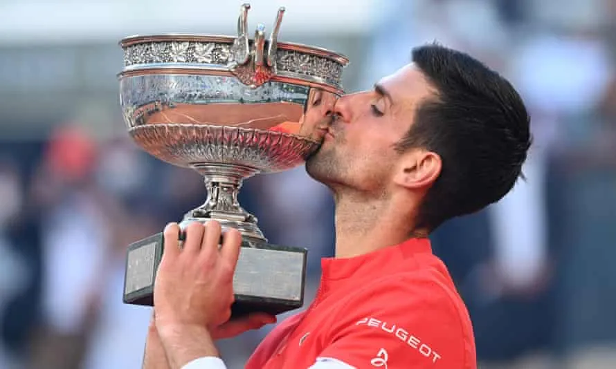 Roland Garros 2021: Ngược dòng đánh bại Tsitsipas, Djokovic lên ngôi vô địch