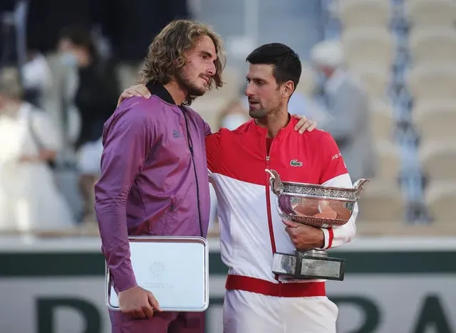 Roland Garros 2021: Ngược dòng đánh bại Tsitsipas, Djokovic lên ngôi vô địch