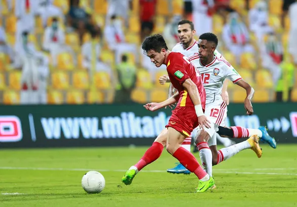 UAE 3-2 Việt Nam: Đội tuyển Việt Nam lần đầu tiên vào vòng loại thứ 3 World Cup 2022 1