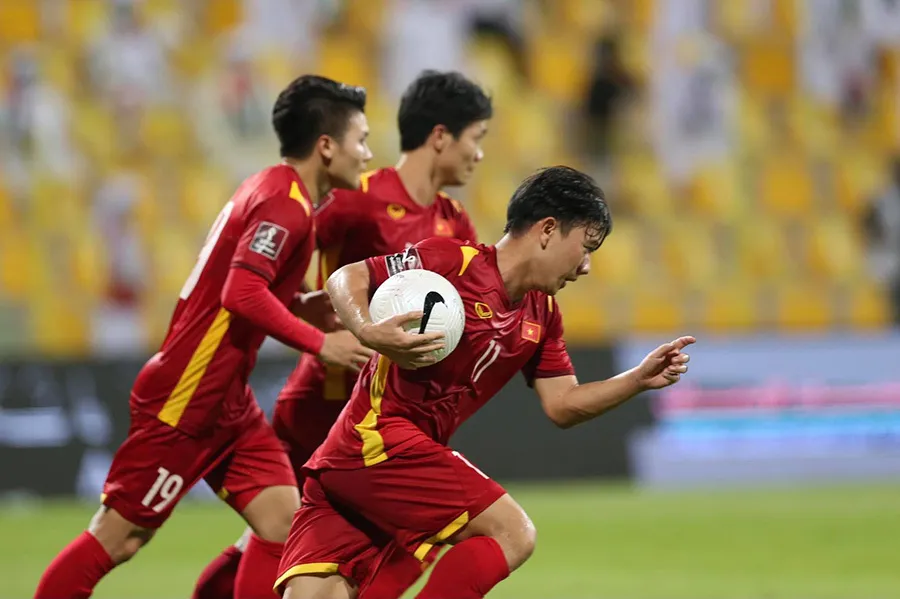 UAE 3-2 Việt Nam: Đội tuyển Việt Nam lần đầu tiên vào vòng loại thứ 3 World Cup 2022 2