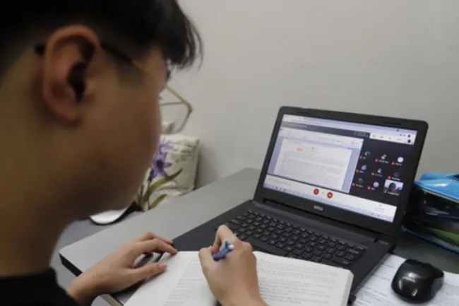 Bồi dưỡng giáo viên Tin học đáp ứng tiêu chuẩn giảng dạy quốc tế 1